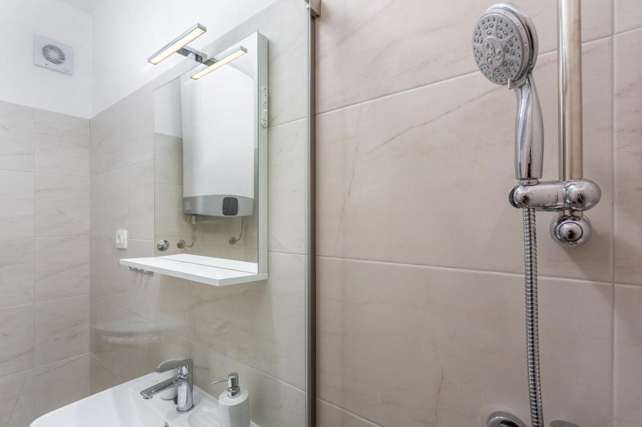 Kvarner Bay 4* - Apartments 1 & 3 Rijeka Ngoại thất bức ảnh